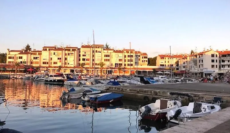 아파트 Solar Home Porec-Cervar Porat 크로아티아